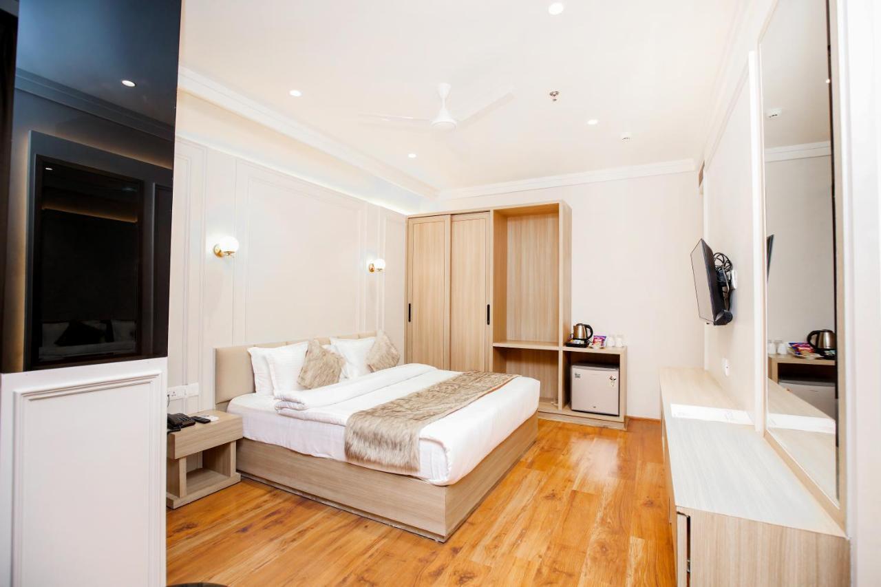 Hotel Euphoria Green Αμριτσάρ Εξωτερικό φωτογραφία