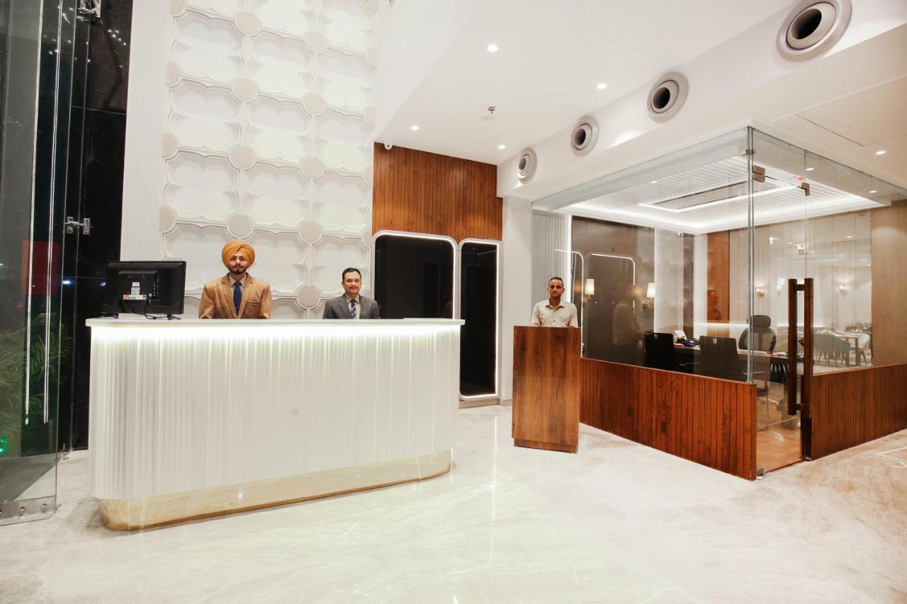 Hotel Euphoria Green Αμριτσάρ Εξωτερικό φωτογραφία