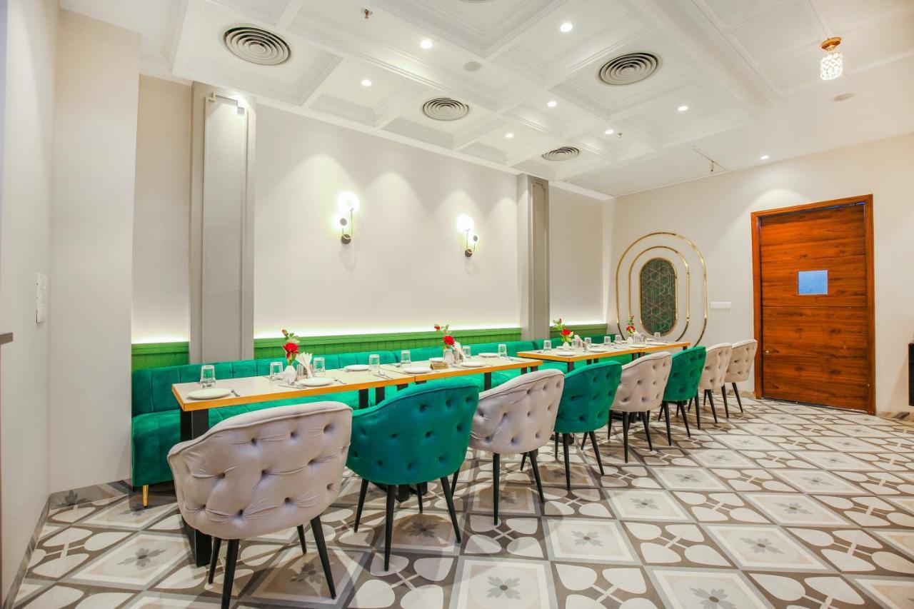 Hotel Euphoria Green Αμριτσάρ Εξωτερικό φωτογραφία