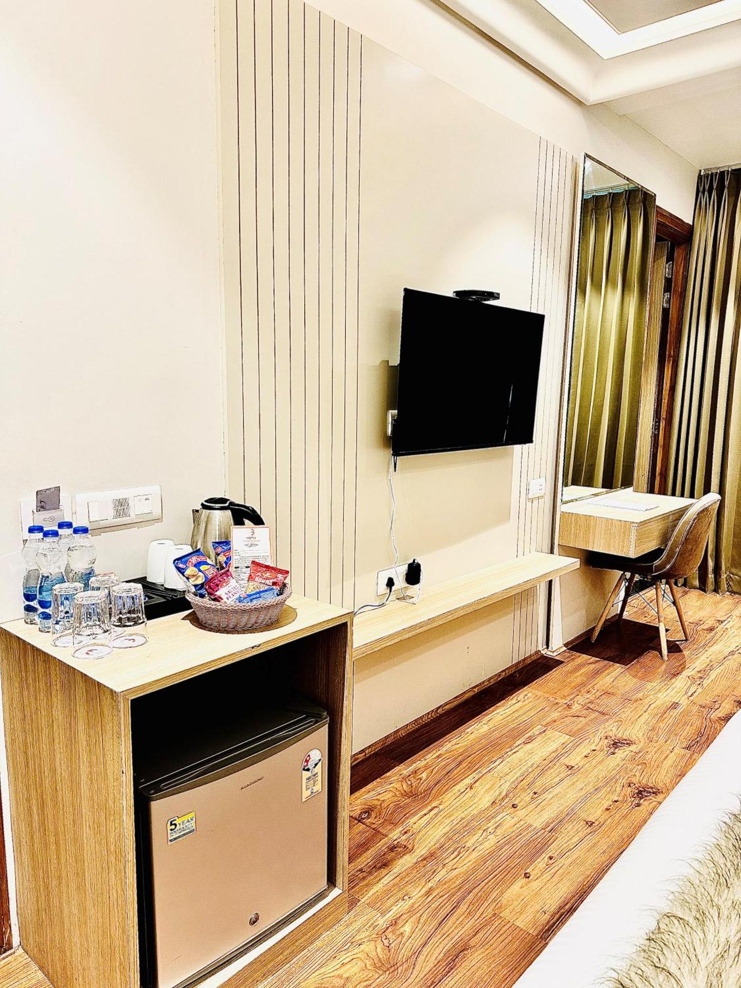Hotel Euphoria Green Αμριτσάρ Εξωτερικό φωτογραφία